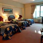 HOTEL M y B